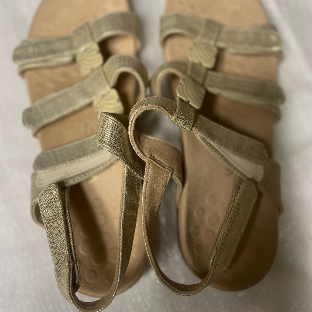 Vionic Elegant Gold Strappy Sandals